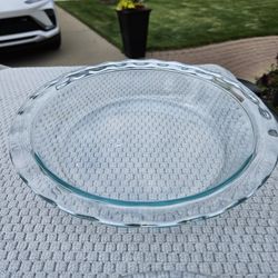 Pyrex 9.5 In Glass Pie Plates. Each 