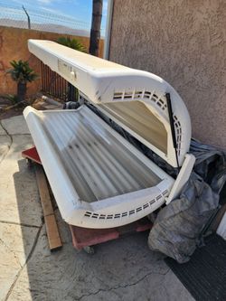 Tanning bed