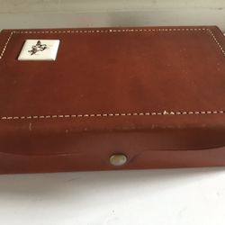 Vintage Vintage leather jewelry box with porcelain plaque