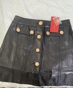 Leather skirt