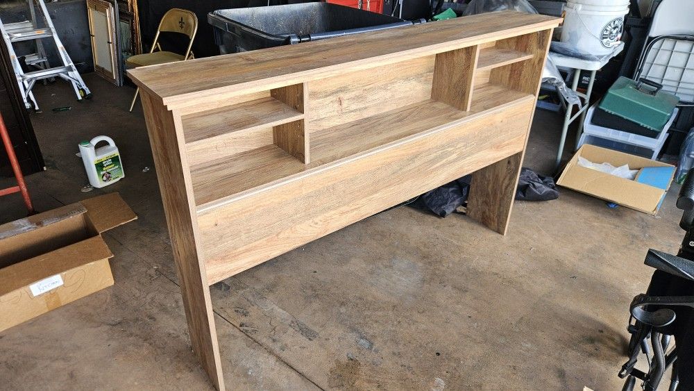 Head Board Cupboard - Full Or Queen Size