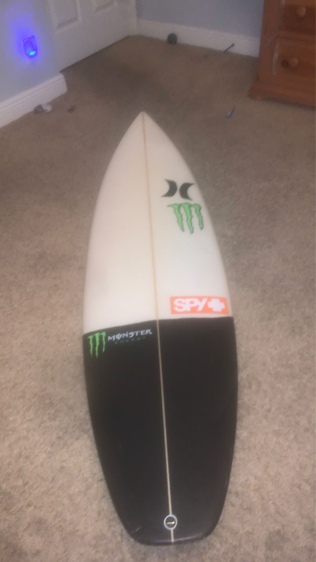 Used 5’10 Surfboard