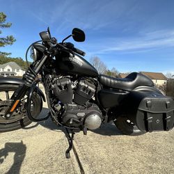 2015 Harley Davidson 883 Iron Sportster
