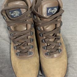 Vasque Women’s Hiking Boots