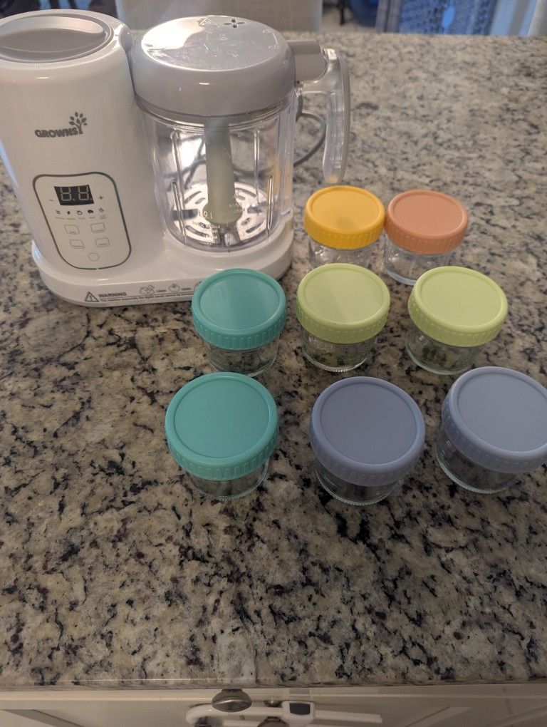 Baby Food Maker And 8 Glass Food Jars