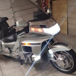 1999 Honda Gold Wing GL1500 SE 50th Anniversary 