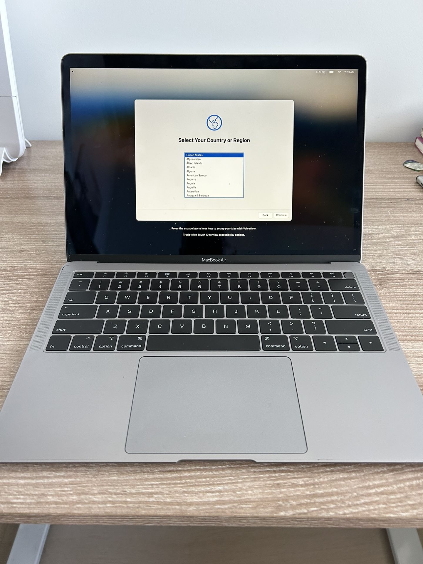MacBook Air (Retina, 13-inch, 2019)