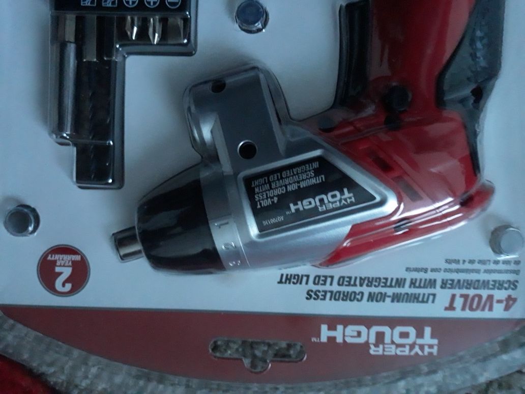 Cordless Li-Ion Electric Screwdriver 4V Bit Drill Set Hyper Tough With Light NEW