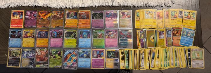 Large Pokémon Trading Card Collection Lot