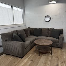 Cozy 3-Piece Sectional Sofa – 99” x 99”