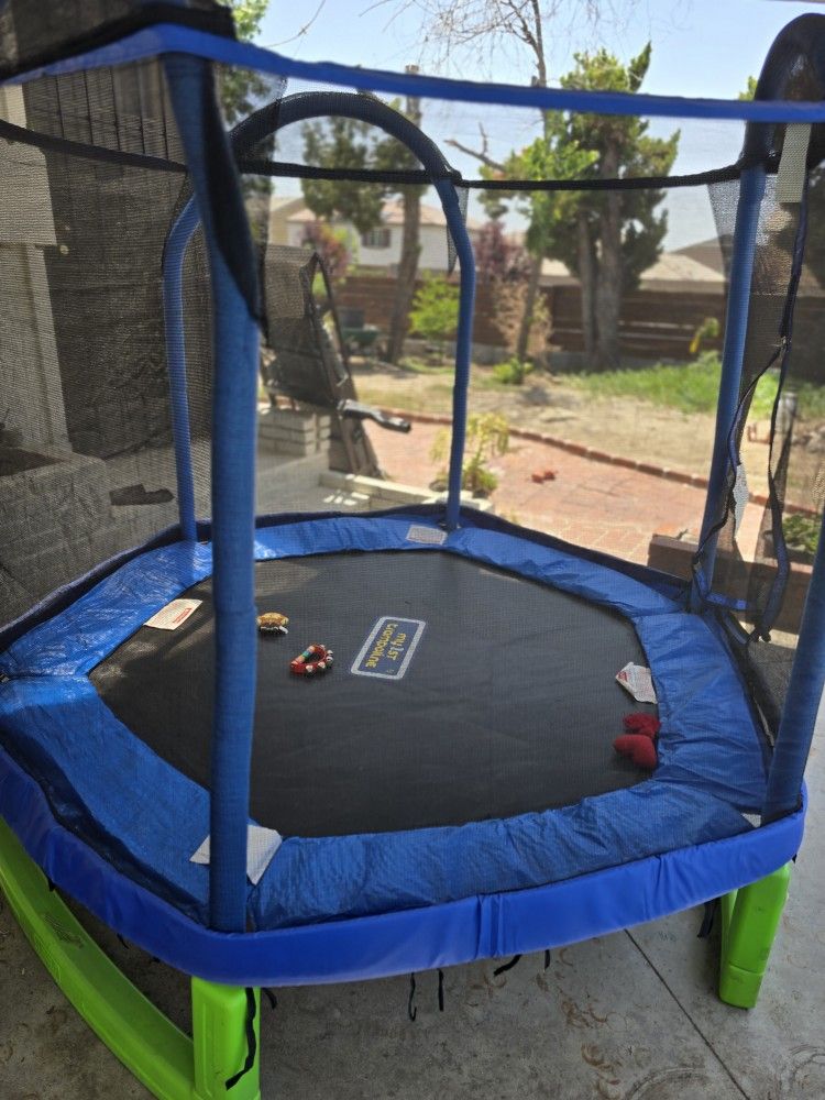 7ft Toddler To 10 Year Old Trampoline
