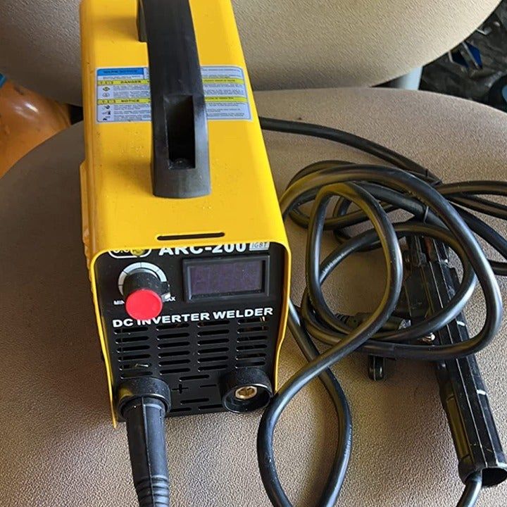 110V 200Amp Welding Machine Beginner Welder With Display LCD and