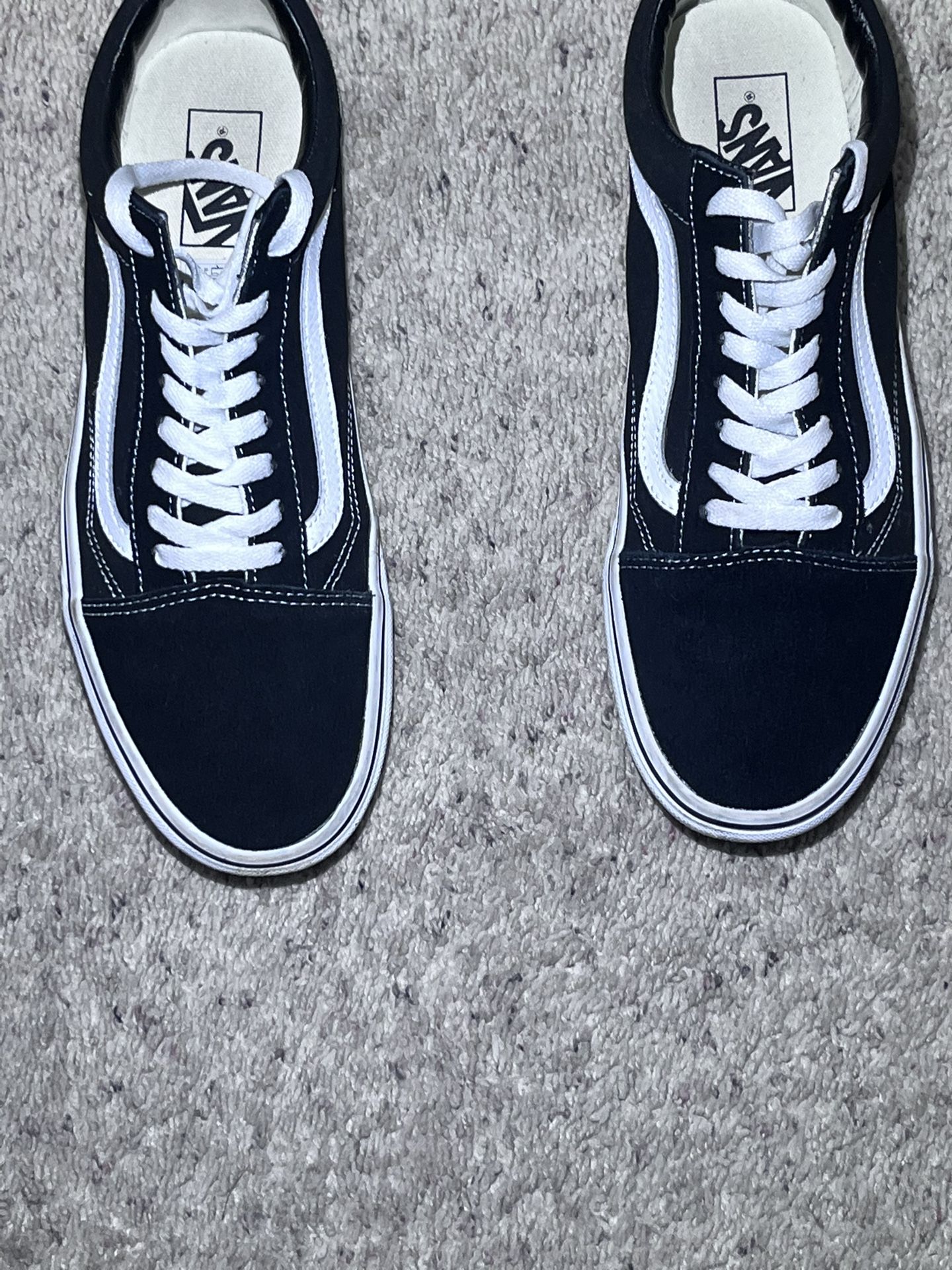 Men’s 10.5 Vans Old Skool