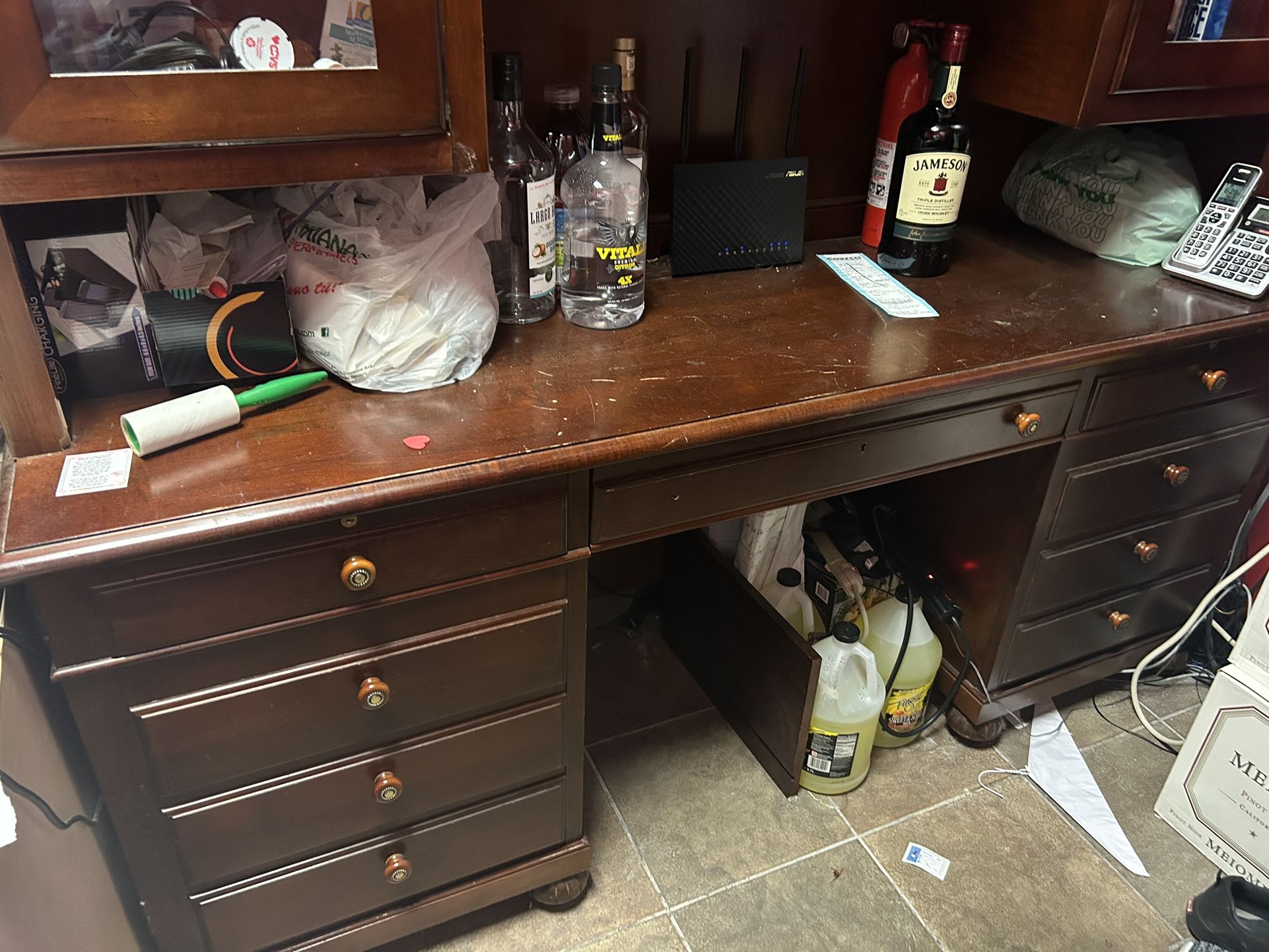 Ethan Allen Hutch And Desk