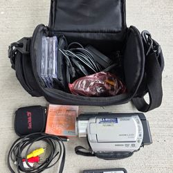 Sony Handycam DCR-DVD508 Camcorder 6.1MP Carl Zeiss + Accessories Bundle