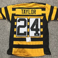 Ike Taylor Autographed Jersey 
