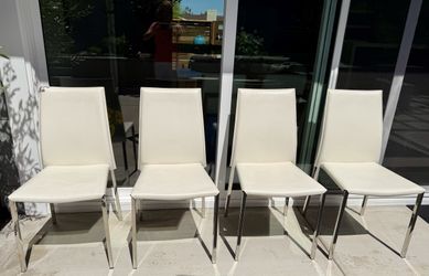 Sleek, Modern Dining Chairs