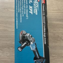 Makita 40V Max XGT Brushless Cordless 4-1/2/5 in. Angle Grinder with Electric Brake (Tool Only