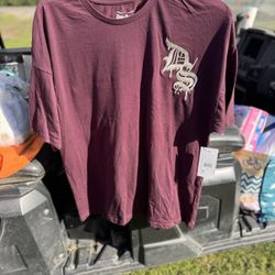 New Snoop Dogg T-shirt 5.00   Adult Size L 