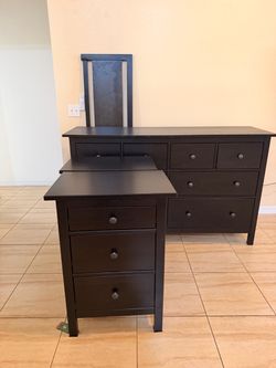 IKEA Hemnes Dresser and Nightstand Set with bedframe