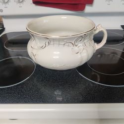 Chamber Pot