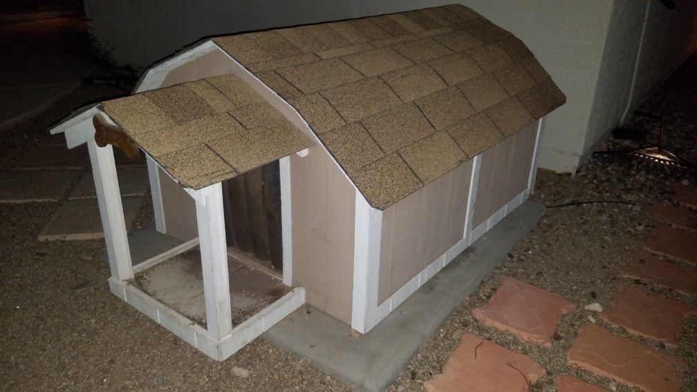 Large Air Conditioned Dog House