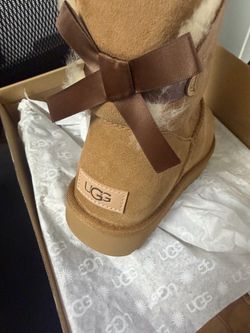 Woman’s UGG boots sz11