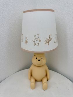 Winnie the Pooh Lamp