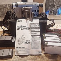 JVC Compact VHS Camcorder 