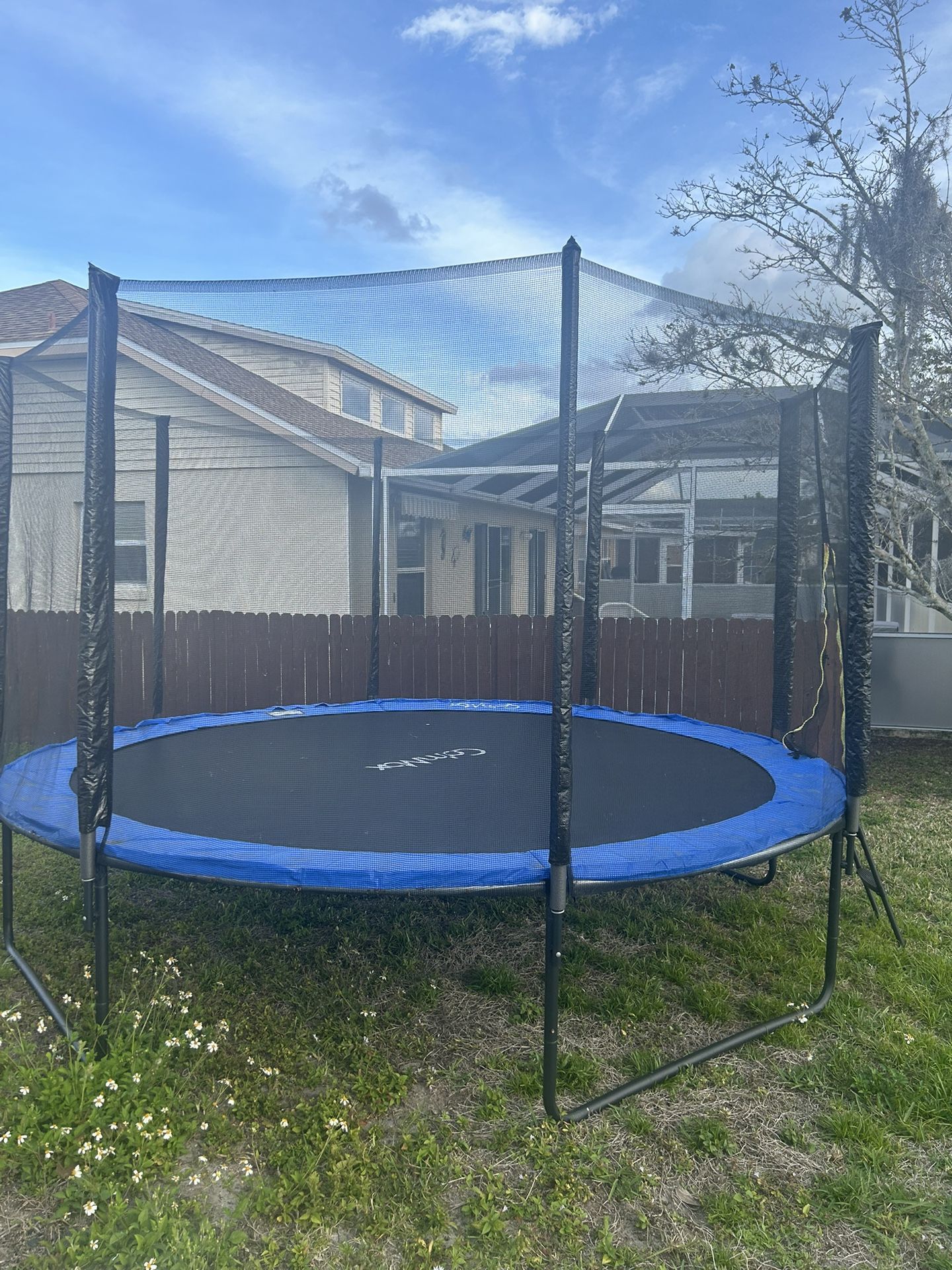 12’ Trampoline 