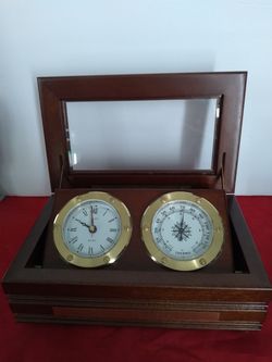 NICE LINDEN BRASS QUARTZ DESK CLOCK AND THERMOMETER WOOD GLASS ENCASED 9-1/4X5-1/2X3-1/2