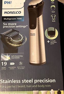 Philips Norelco Multigroom 7000