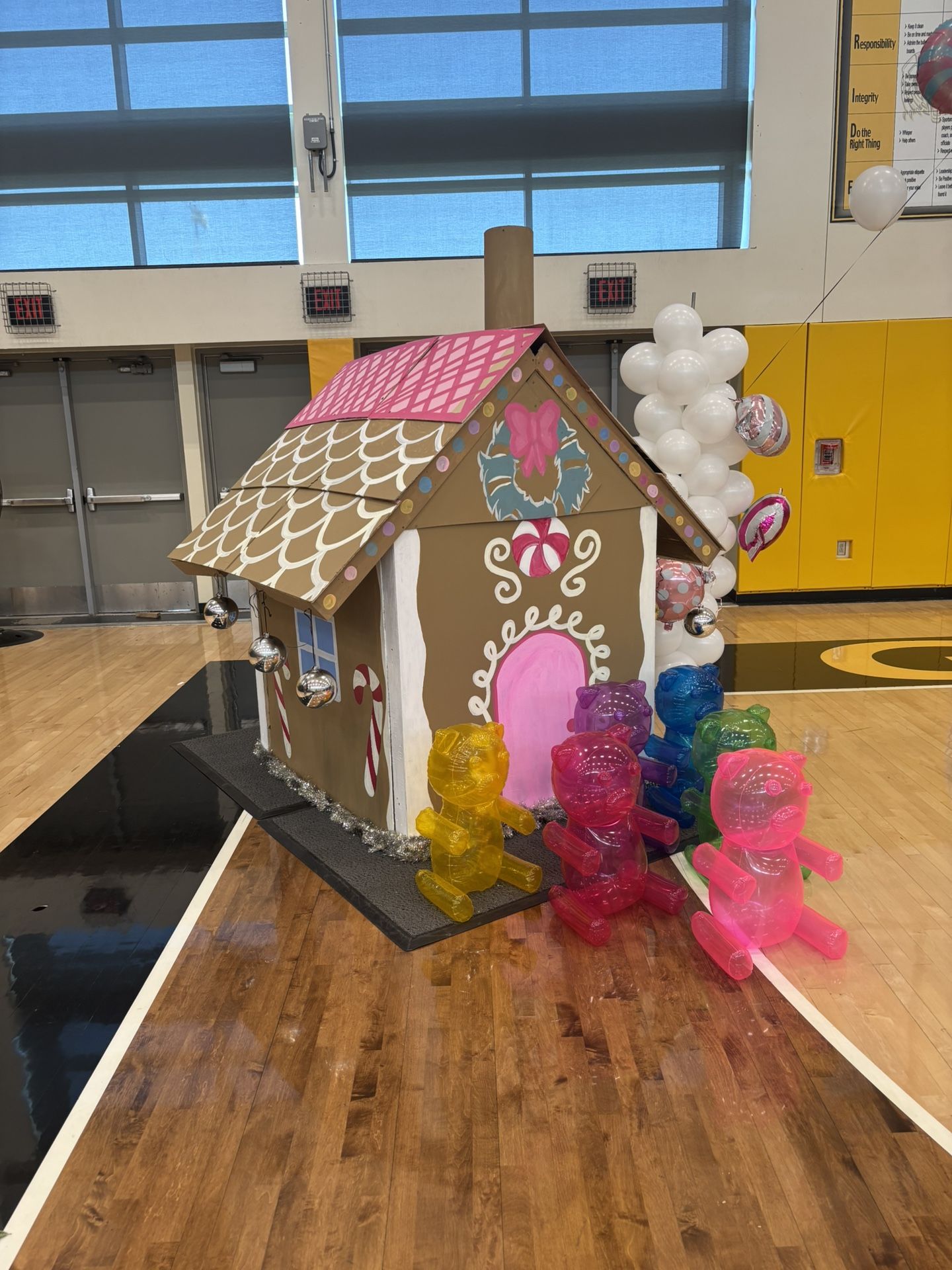 Wooden Ginger Bread House Holiday Decoration