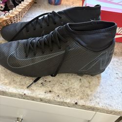 Soccer Cleats Size 10.5
