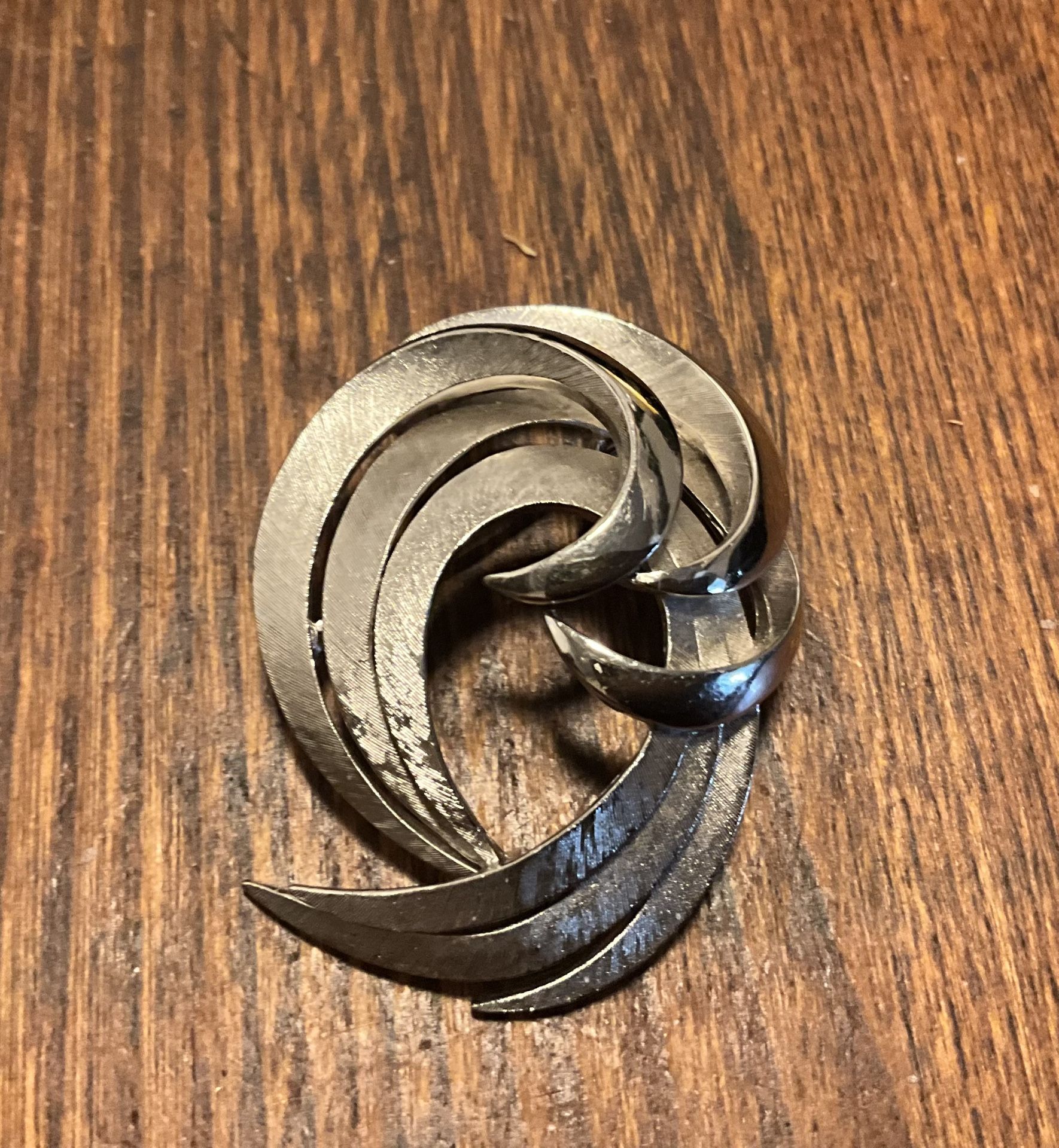 Crown Trifari silver brooch vintage