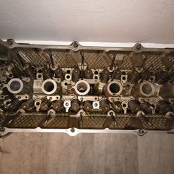 M52b28 Valves And Springs, Cams, Cam Trays