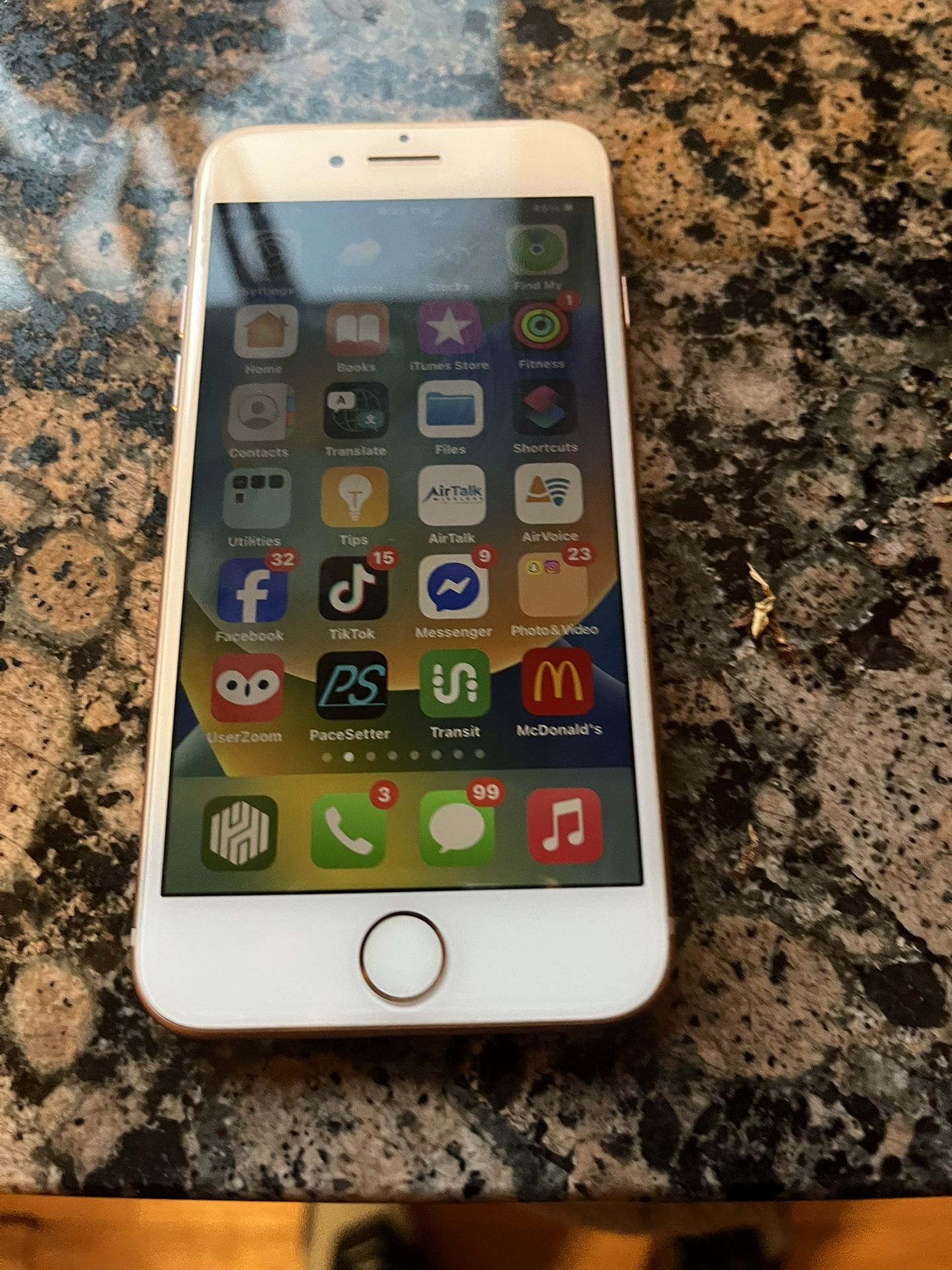 iPhone 8