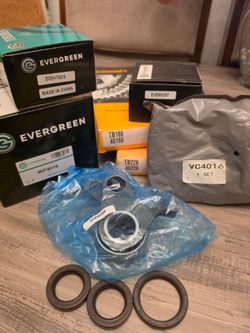 Honda Prelude H22 timing belt, water pump and engine service parts.