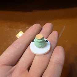 DRINK & PLAY TOYS - Blues Clues Ginger Figure
Measures: 1" x 1" x 1"
