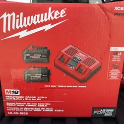 Milwaukee M18 REDLITHIUM FORGE XC8.0 Kit (2 Batteries + Dual Charger)