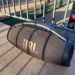 JBL BOOMBOX