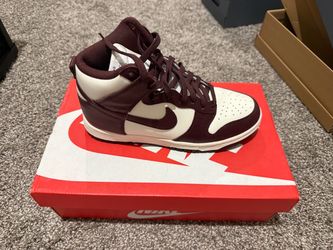 Burgundy Nike Dunk High 6.5W
