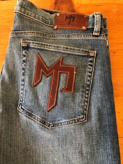 Manny Pacquiao limited edition Jean box set