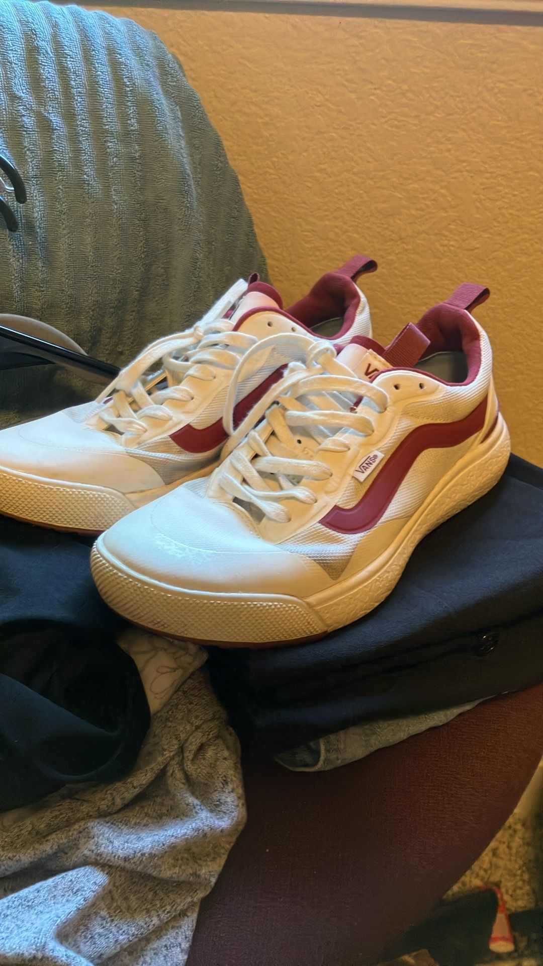 Vans MTE Ultrarange EXO Size 8.5