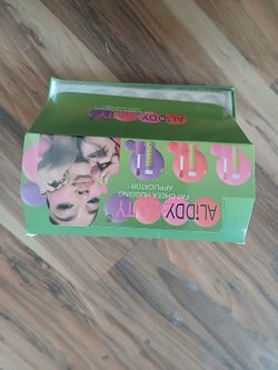 Fat Cheek Hugging Applicators 