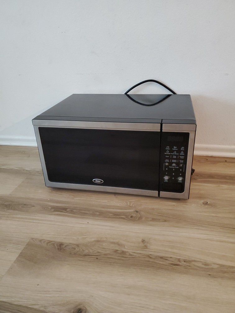 Microwave Oster