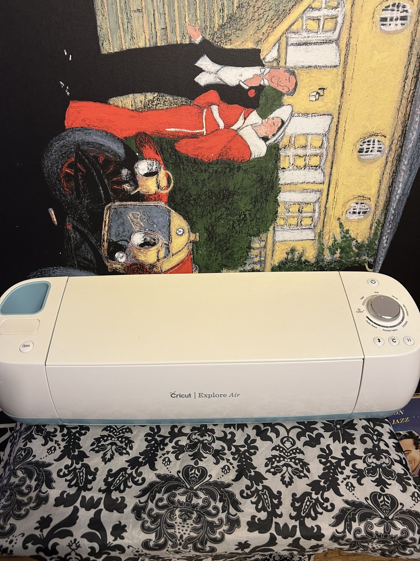 Cricut Explore Air Die Cutting Machine in Blue is a cutting-edge electronic tool.