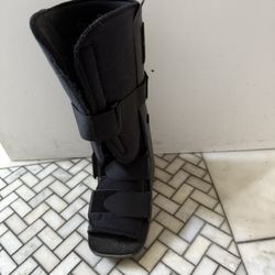 Cam Walker Fracture Boot 