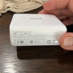 Anker Power Port III 3- Port 65W
