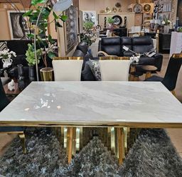  Brand New 7 Glam Gold Dining Collection!